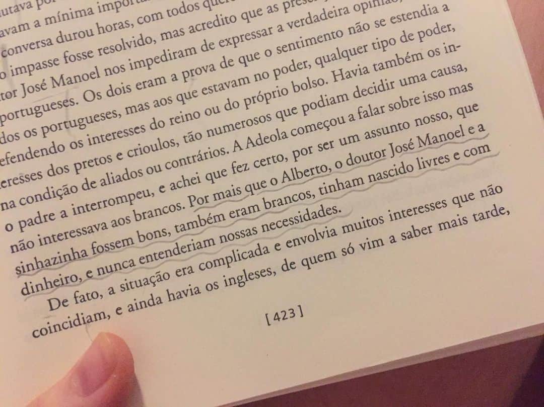 Alice Wegmannのインスタグラム：「“Um Defeito de Cor”, Ana Maria Gonçalves.」
