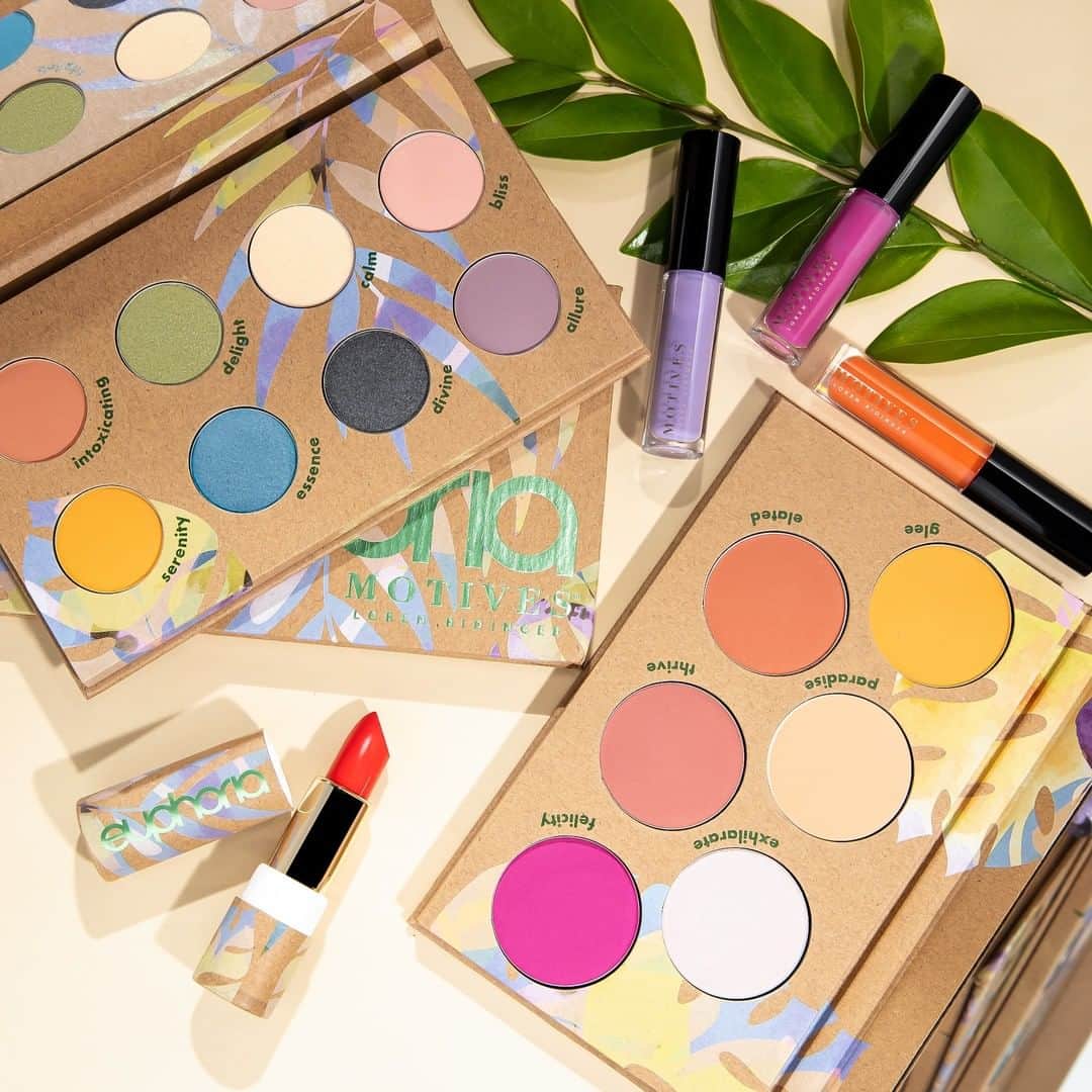 Motives Cosmeticsさんのインスタグラム写真 - (Motives CosmeticsInstagram)「The Euphoria Collection is HERE, and these palettes are ready to brighten up your summer makeup looks! 💗💜💙💚🧡💛 Tap to SHOP.」6月2日 5時45分 - motivescosmetics