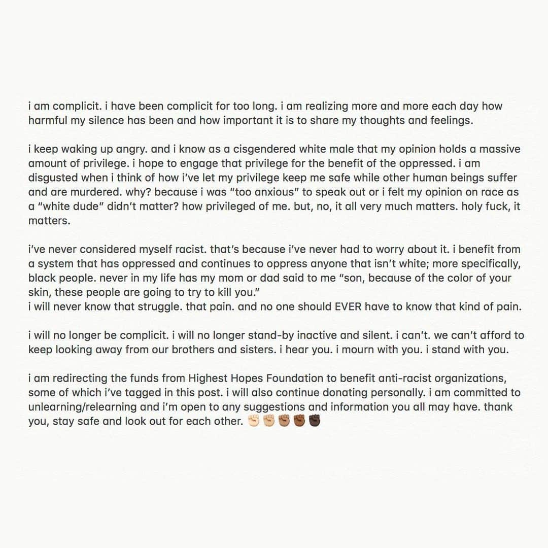 ブレンドン・ウリーさんのインスタグラム写真 - (ブレンドン・ウリーInstagram)「Please read. Take a look at the link in my bio, and let’s all continue to educate #BlackLivesMatter #JusticeForGeorgeFloyd」6月2日 6時17分 - brendonurie