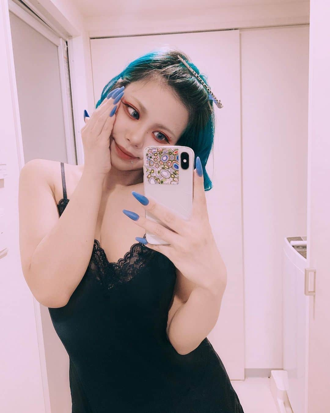 mamiさんのインスタグラム写真 - (mamiInstagram)「いかがお過ごしでしょうか？」6月2日 8時08分 - mami_burlesqueosaka