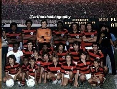 ジーコさんのインスタグラム写真 ジーコinstagram Ha 40 Anos Atras Estavamos Ganhando O Primeiro Campeonato Brasileiro Para O Flamengo Que Orgulho Fazer Parte Desse Time Parabens A Todos E Principalmente A Nacao Rubro Negra Que Nos Apoiou