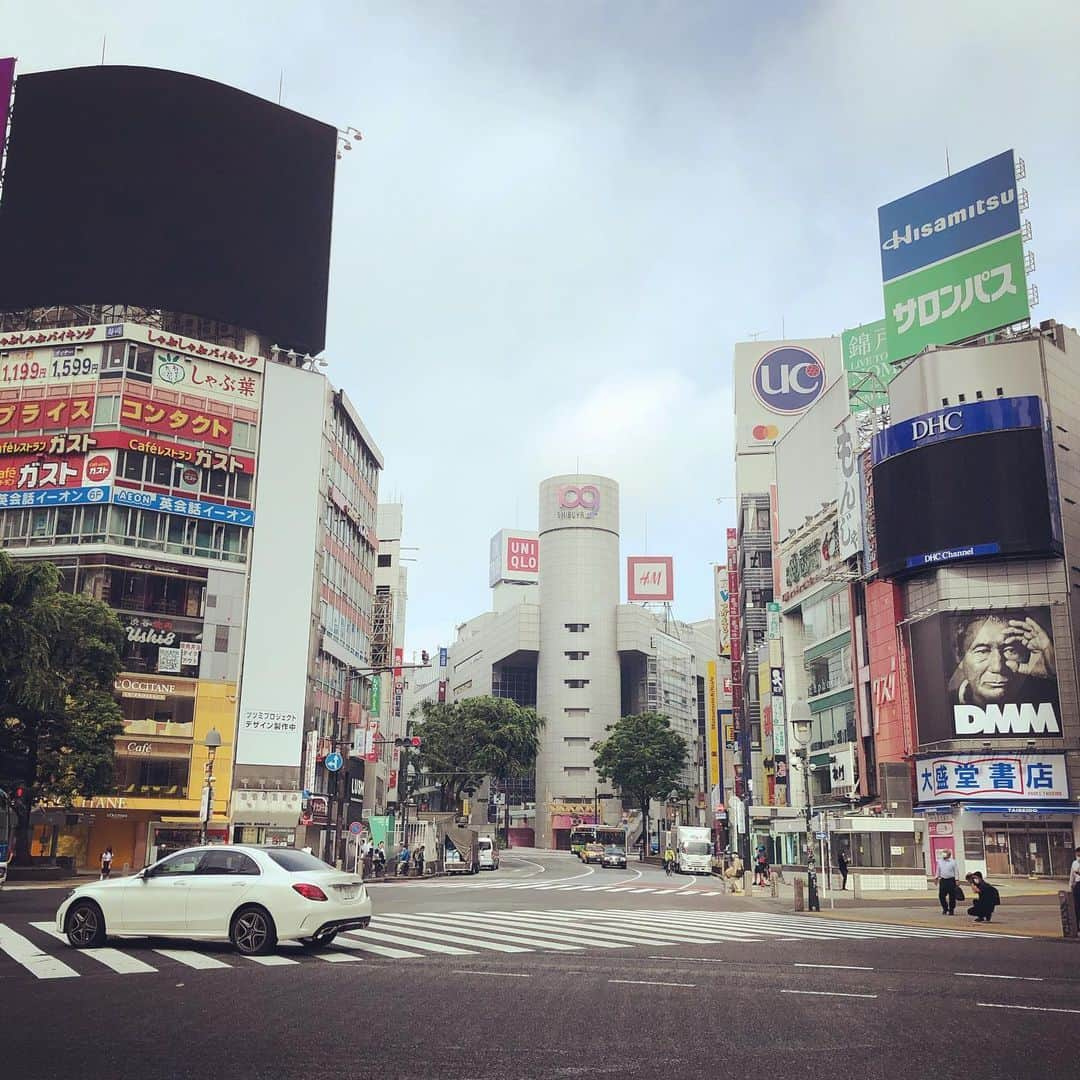 橋本塁さんのインスタグラム写真 - (橋本塁Instagram)「おはようございます！朝ラン終了！ 今日は曇りで走りやすかったです！ 心身共に健康で。今日は打ち合わせやら打ち合わせやら！  #stingrun #朝ラン #玉ラン #adidas #adidasultraboost  #run #running #ランニング　#心身ともに健康に #今日の格言」6月2日 8時45分 - ruihashimoto