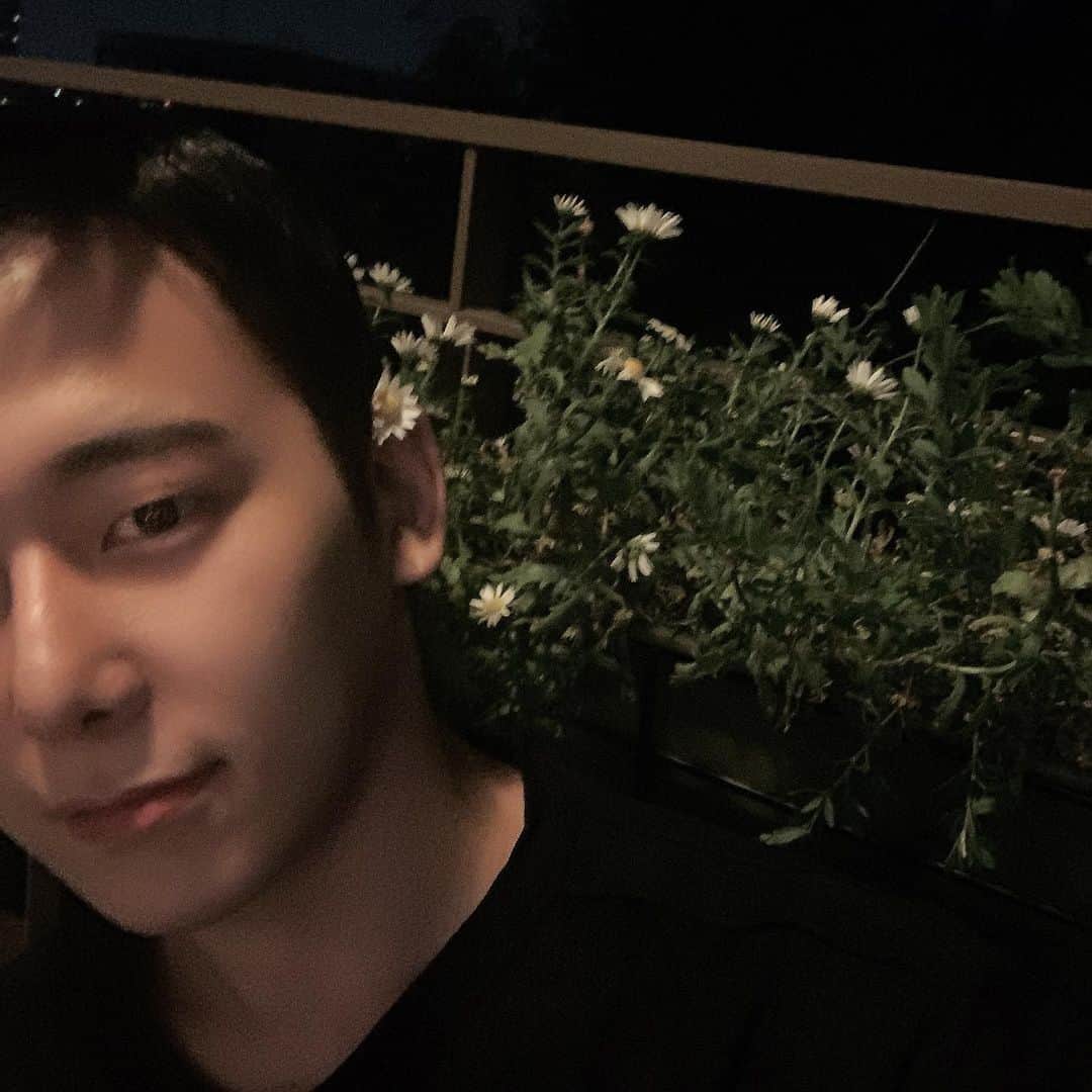チェジン さんのインスタグラム写真 - (チェジン Instagram)「흔듫 흔들ㄹ🥴」6月2日 14時52分 - doihyeon9x