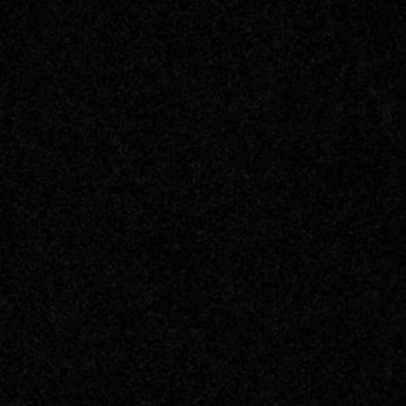 ロバート・バックリーのインスタグラム：「#blackouttuesday」