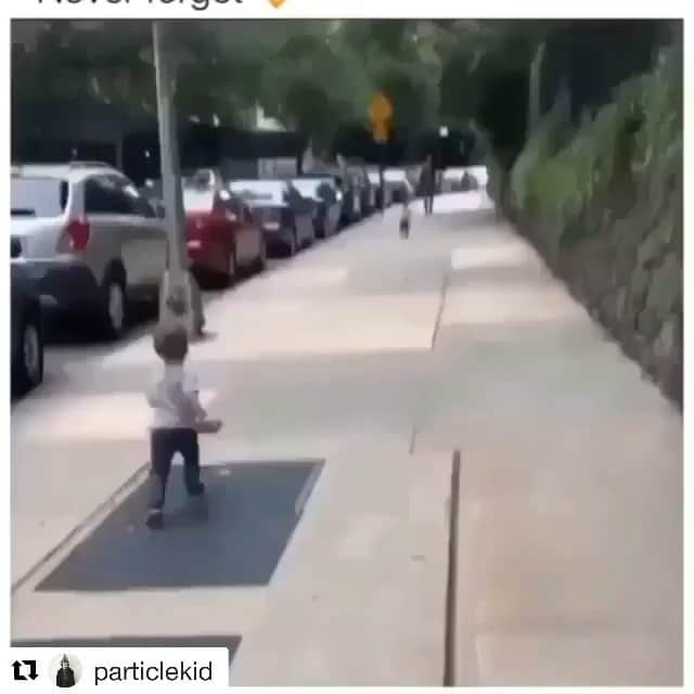 トレ・クールのインスタグラム：「THIS IS THE MESSAGE ❤️💙💚❤️💙💚」