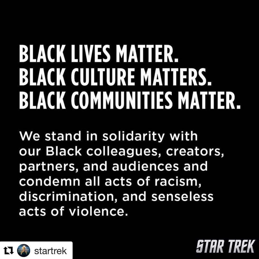 ジェリー・ライアンのインスタグラム：「#Repost @startrek with @get_repost ・・・ 🖖🏿🖖🏾🖖🏽🖖🏼🖖🏻」