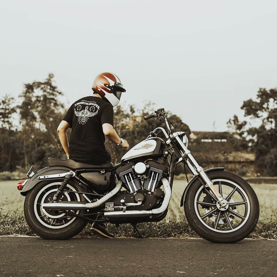 Harley-Davidson Japanさんのインスタグラム写真 - (Harley-Davidson JapanInstagram)「正しい日常。#ハーレー #harley #ハーレーダビッドソン #harleydavidson #バイク #bike #オートバイ #motorcycle #相棒 #partner #日常 #everyday #ordinary #ご安全に #staysafe #2020 #自由 #freedom」6月2日 22時58分 - harleydavidsonjapan