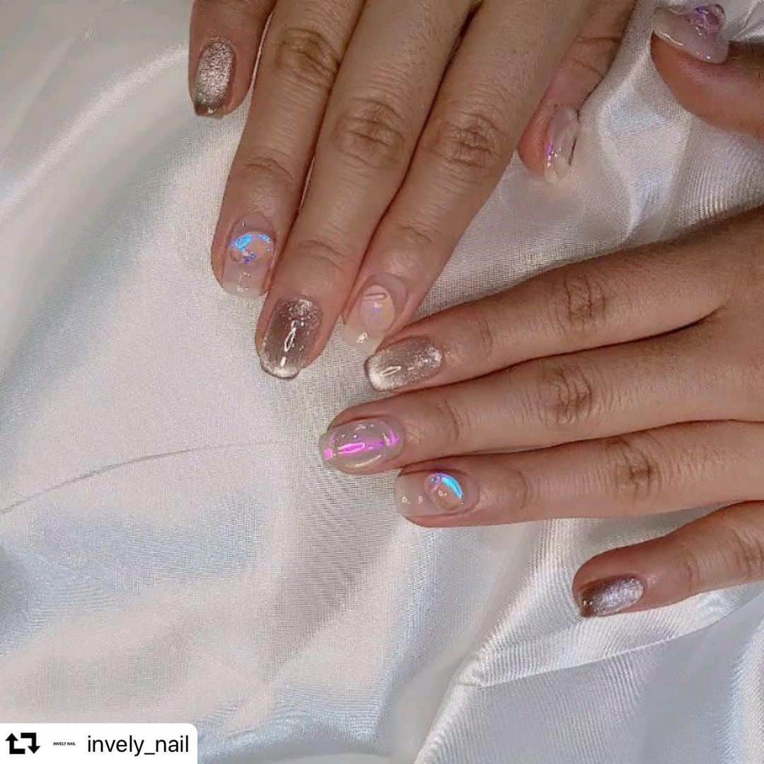 Icegel Nailさんのインスタグラム写真 - (Icegel NailInstagram)「버럭! 너무 이쁘자나요!!! 이달의 아트! 너무 예쁜게 많아서 고객님들이 고민되시겠어요!!! #별빛네일 은 사랑입니다🥰🥰🥰 #repost @invely_nail ・・・ 이달아트에 아트살짝추가 너모이뻐요🥰🥰 @icegelnail #별빛네일 #자석젤 #아이스젤 #icegel #아이엠폴리젤 . . 1인샵이라 동시시술이 어렵습니다!🙏 당일예약이 힘들수 있는점 양해부탁드립니다🙏 . . ✅예약문의시 먼저 알려주세요! ❣가능하신 날짜 시간 ❣성함 연락처 ❣원하시는시술 (속눈썹.왁싱.젤네일.젤제거.젤연장.이달의아트몇번) ⠀⠀⠀⠀⠀⠀⠀⠀⠀⠀⠀⠀⠀⠀⠀⠀⠀ ✅첫방문고객님 예약금 2만원 받구있습니다. ⠀⠀⠀⠀⠀⠀⠀⠀⠀⠀⠀⠀⠀⠀⠀⠀⠀ ✅당일취소2회.노쇼 예약불가. ⠀⠀⠀⠀⠀⠀⠀⠀⠀⠀⠀⠀⠀⠀⠀⠀⠀ ✅시술당일은 환불이 어려우니 신중한 예약부탁드립 니다 (계좌 국민 03580204098827 이인영)  #인블리네일 #주안젤네일 #인천네일 #주안네일샵 #주안속눈썹연장 #주안속눈썹  #동암네일 #주안네일  #동암네일샵 #주안역네일샵 #도화동네일샵 #간석동네일샵  #주안역네일  #석바위네일 #연수동네일  #청라네일  #동암네일 #학익동네일 #부평네일  #구월동네일샵」6月2日 23時45分 - icegelnail