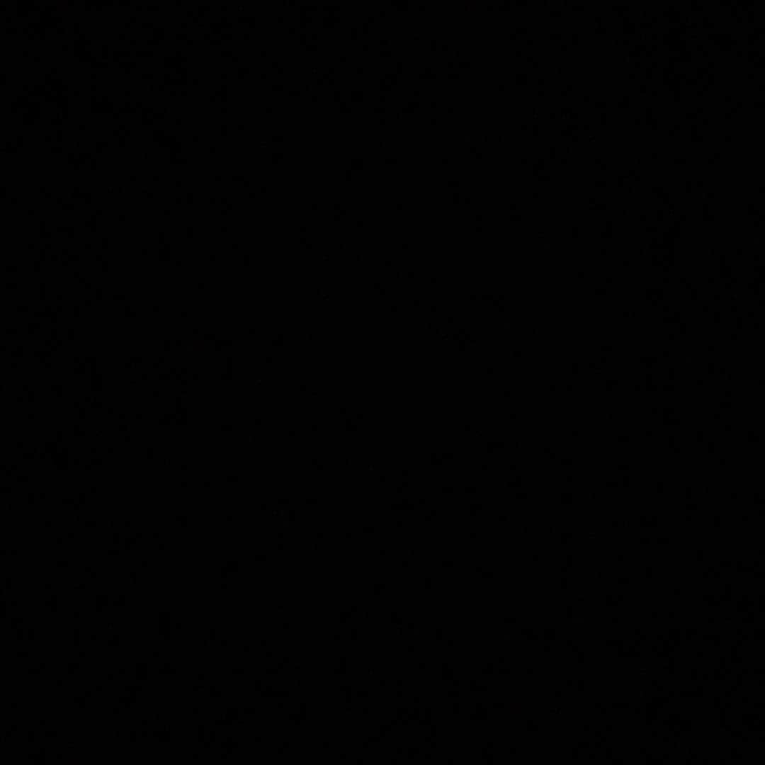 メロディー・チューバックのインスタグラム：「WE HUMAN. #blackouttuesday」
