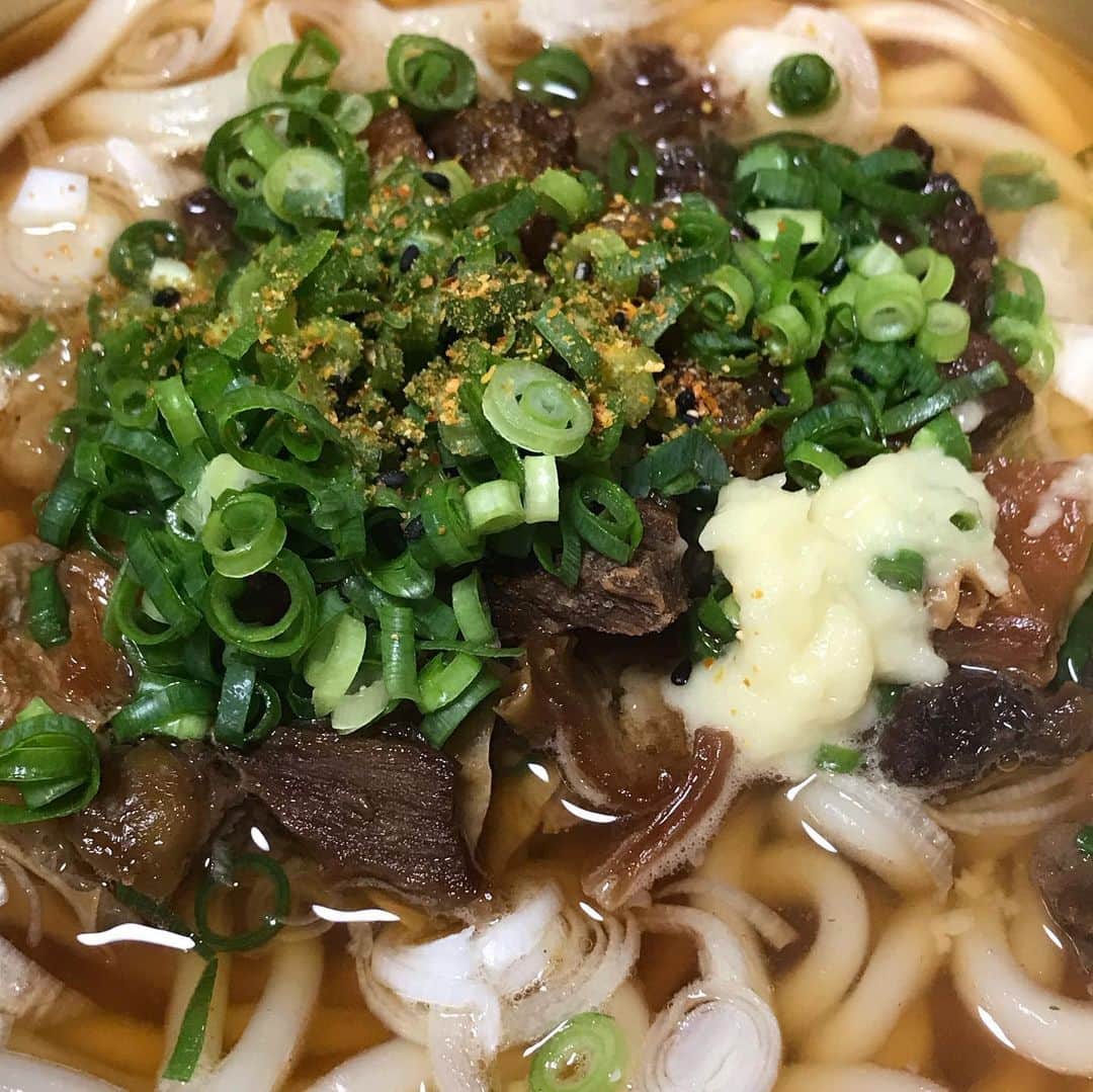 ハチミツ二郎さんのインスタグラム写真 - (ハチミツ二郎Instagram)「私が作ったどきどきうどん(肉肉うどん) あーどきどきした。 早くまた北九州に行きたい。  #どきどきうどん #肉肉うどん #北九州」6月2日 16時41分 - jirohachimitsu