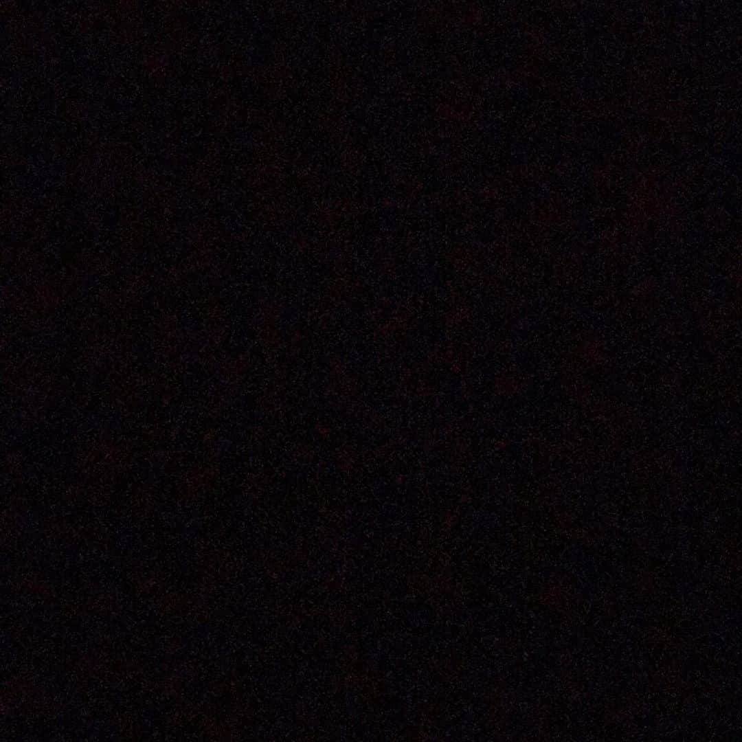 エルウィン・ムルダーのインスタグラム：「#blackouttuesday⚫️✊🏻✊🏼✊🏽✊🏾✊🏿」