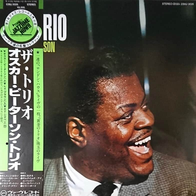 井上ヨシマサさんのインスタグラム写真 - (井上ヨシマサInstagram)「when i was kids my dad bought #oscarpeterson ALBUM for me🎧 if Dad doesn’t buy that’s ALBUM  i might have stopped play piano ！ race or language or Skin color does not matter  for me as a kid . the Splits was the most important thing for me .#countbasie  #dukeellington  so many  black people gave me splits of the music . i just wanna say thank you ⬛︎」6月2日 19時22分 - yoshimasa444inoue