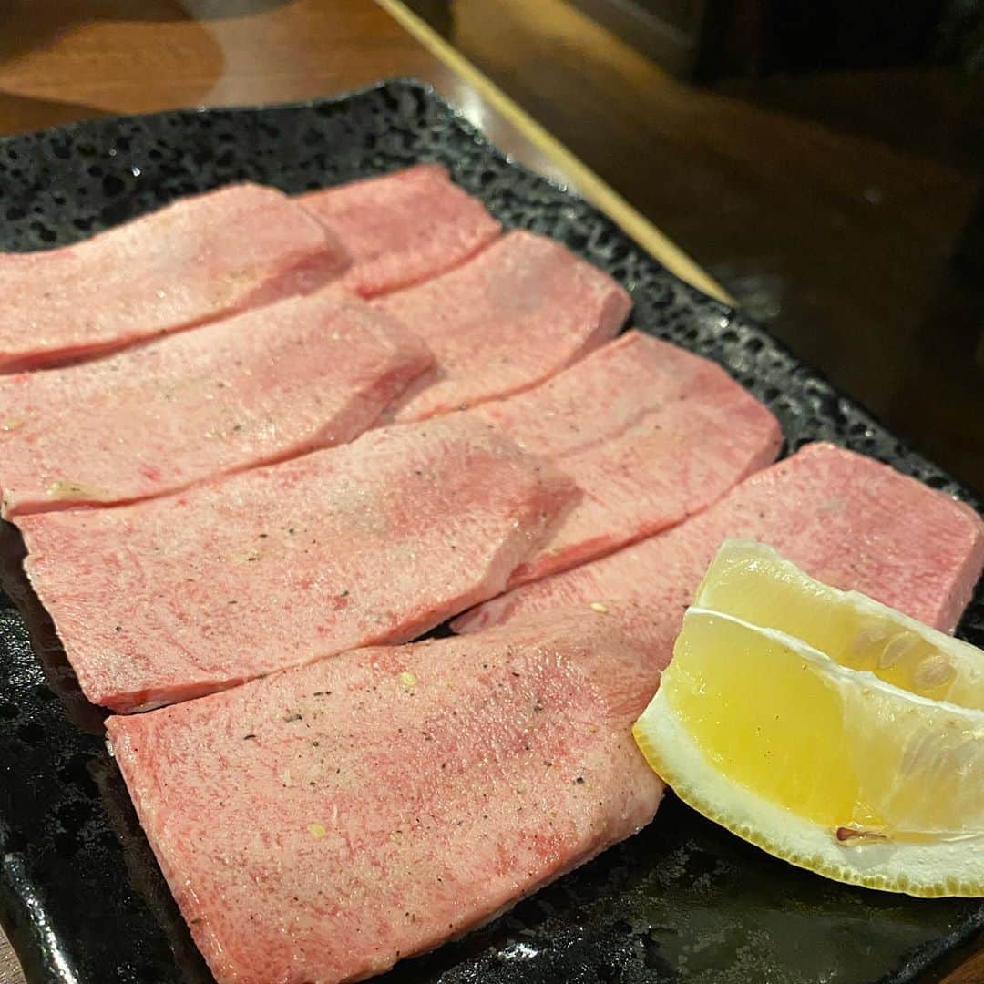 渡嘉敷来夢さんのインスタグラム写真 - (渡嘉敷来夢Instagram)「美味しい焼肉食べたいな〜🍖」6月2日 19時38分 - tokashiki_10