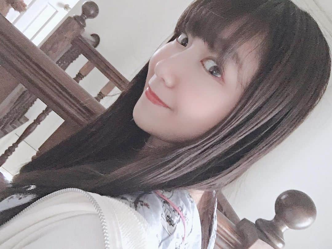 髙橋莉瑚のインスタグラム：「久しぶりの学校ってどうしても緊張しちゃうなぁ🥺」