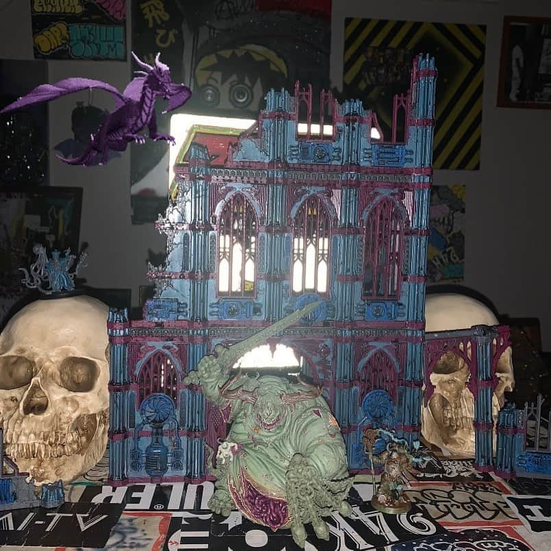 ワタナベマホトのインスタグラム：「#不器用治し計画　#warhammer  #色塗り　#工作」