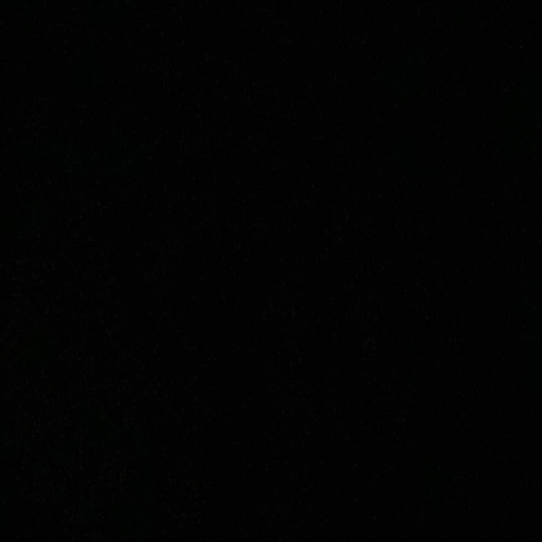 アドナン・ヤヌザイのインスタグラム：「#blackouttuesday 🤜🏼🤛🏿」