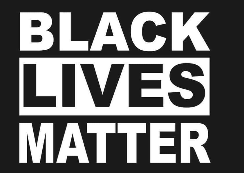 ダニエル・パチェコのインスタグラム：「#blacklivesmatter #blackouttuesday」