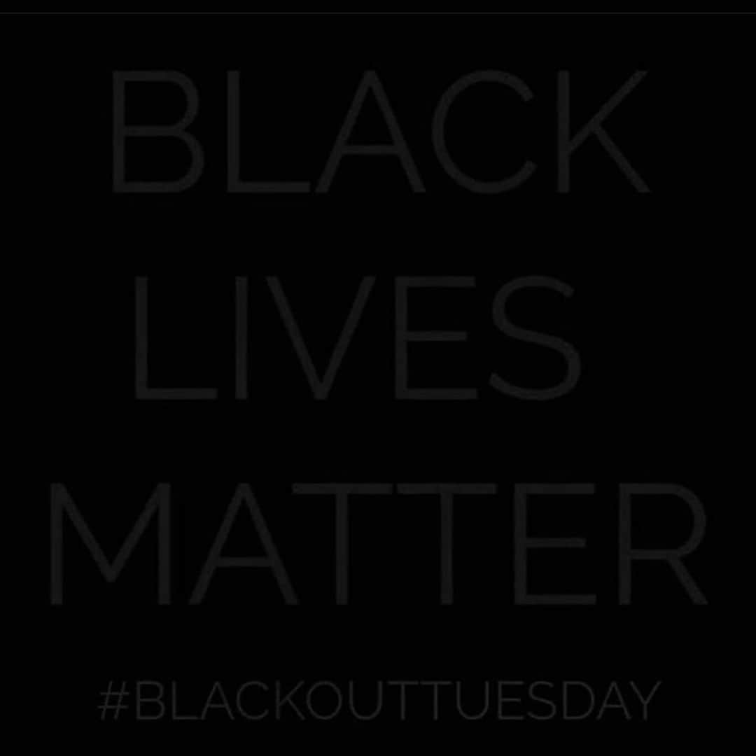 ジャマル・ブラックマンのインスタグラム：「#blackouttuesday ✊🏾」