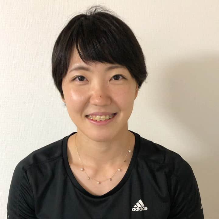 寺田明日香のインスタグラム：「HOME TEAM HERO challenge！  ADIDASでは6/7まで、新型コロナ（COVIT-19）の最前線で活動されている方々を支援する活動、ホームチームヒーローチャレンジを開催しています！  ADIDAS TRAININGアプリを起動してトレーニングすることで、ADIDASがCOVID-19の支援のために寄付をします。  各々がトレーニングをした合計時間がカウントされ、 全世界での合計1時間につき1米ドルを寄付します。 （最大100万時間分、100万米ドル）  是非みなさんも参加してください！ ラストの追込み、よろしくお願いします😁！ #hometeamhero #hometeam  #createdwithadidas @adidastokyo #COVID19Fund  #その1分が世界を動かす」