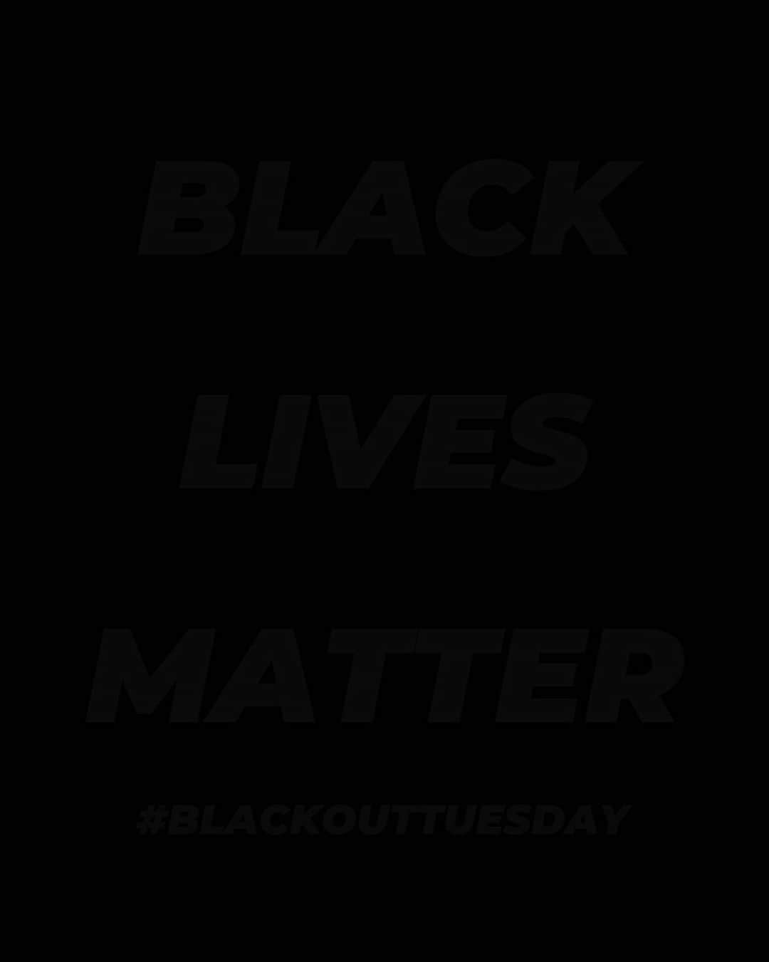 プレスネル・キンペンベさんのインスタグラム写真 - (プレスネル・キンペンベInstagram)「✊✊🏻✊🏼✊🏽✊🏾✊🏿 #blackouttuesday #LAFORCE」6月2日 20時48分 - kimpembe3