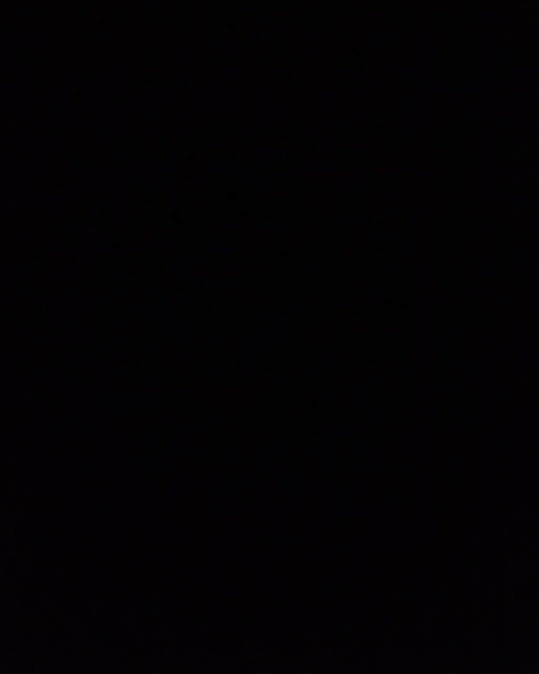 イザベル・グラールさんのインスタグラム写真 - (イザベル・グラールInstagram)「We stand together 🖤 #blackouttuesday」6月2日 20時46分 - izabelgoulart