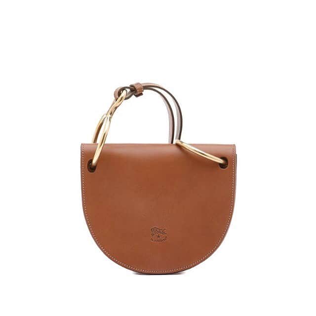 イルビゾンテのインスタグラム：「A day to night classic ☆  #ilbisonte #accessories #leatherbag」