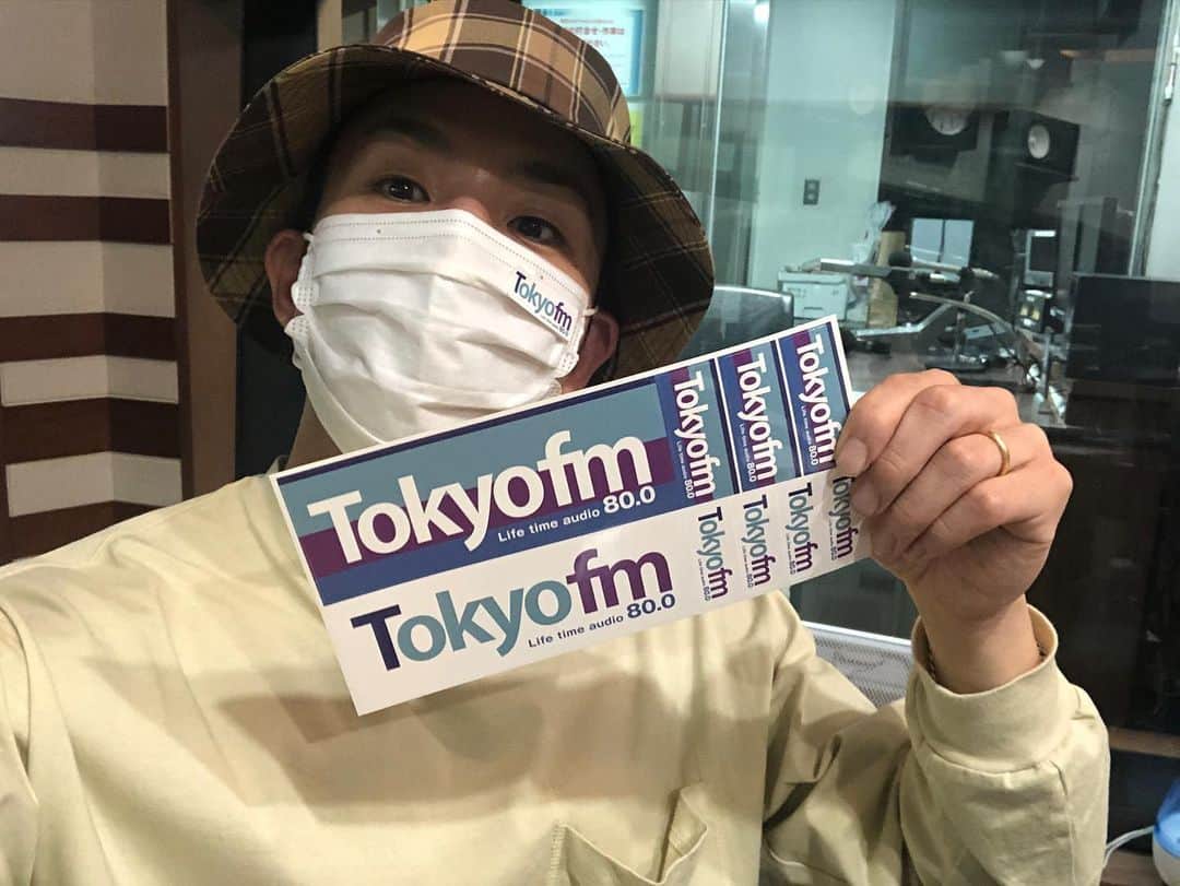 Kazuki Hamamotoのインスタグラム：「まもなく生放送📻 聞いてね👍 #だんしゃべ #Tokyofm #シッキン」