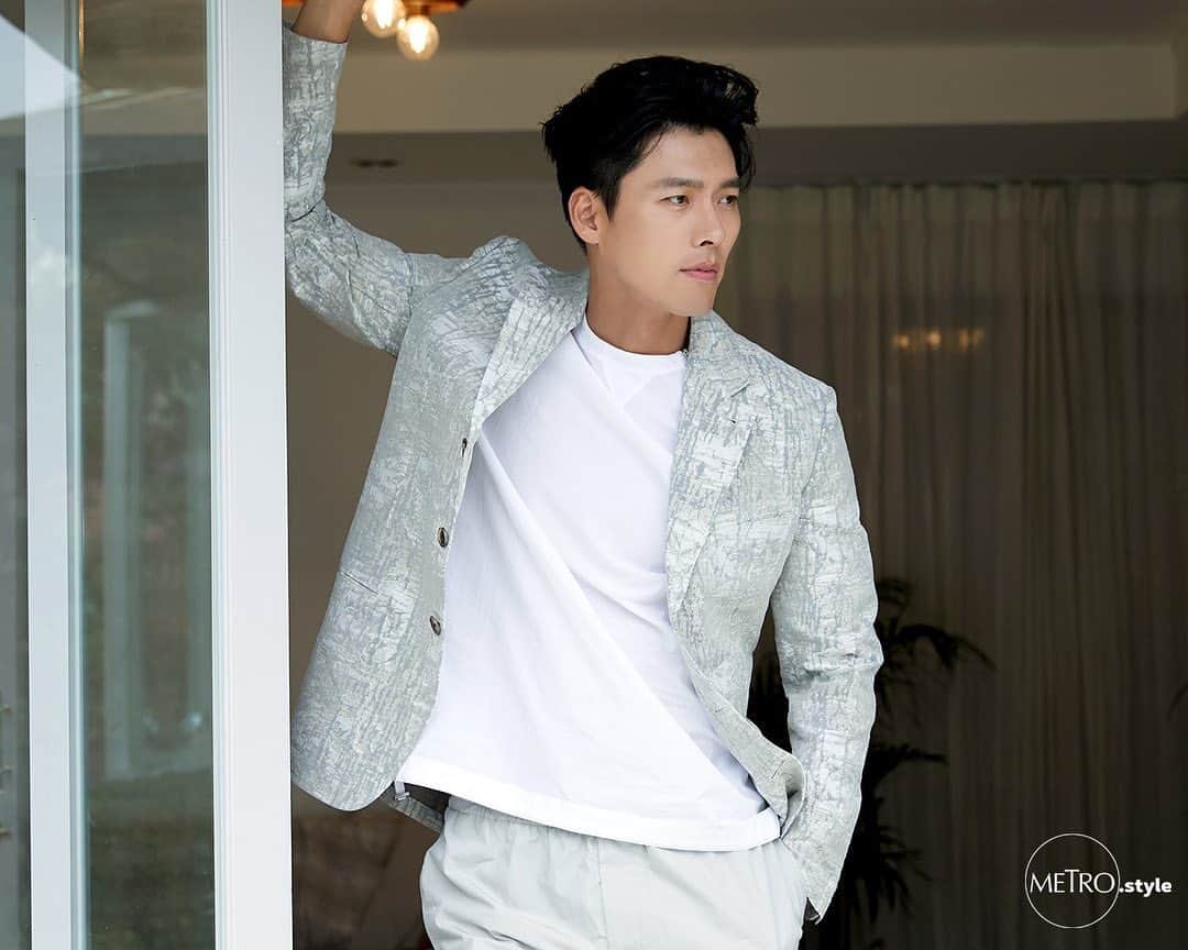 ヒョンビンのインスタグラム：「@metrodotstyle —— #hyunbin #현빈 #ヒョンビン #玄彬」