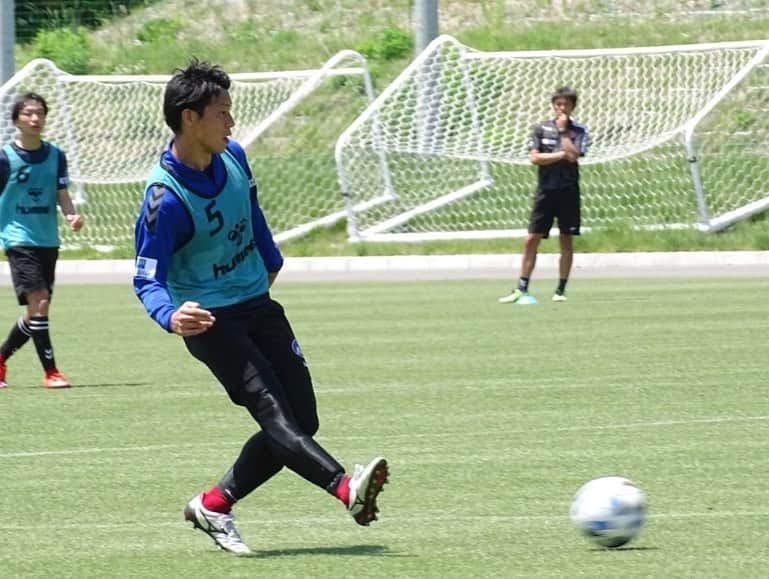 福島ユナイテッドFCさんのインスタグラム写真 - (福島ユナイテッドFCInstagram)「本日より全体練習再開しました⚽️ J3開幕まで、あと4週…  正直、十分とは言えない準備期間ではありますが、みんなサッカーができる喜びを感じて練習に取り組んでいました😌💓 ここから開幕に向けてしっかり調整していきます‼️ #福島ユナイテッド #練習再開」6月2日 21時49分 - fukushimaunited_fc
