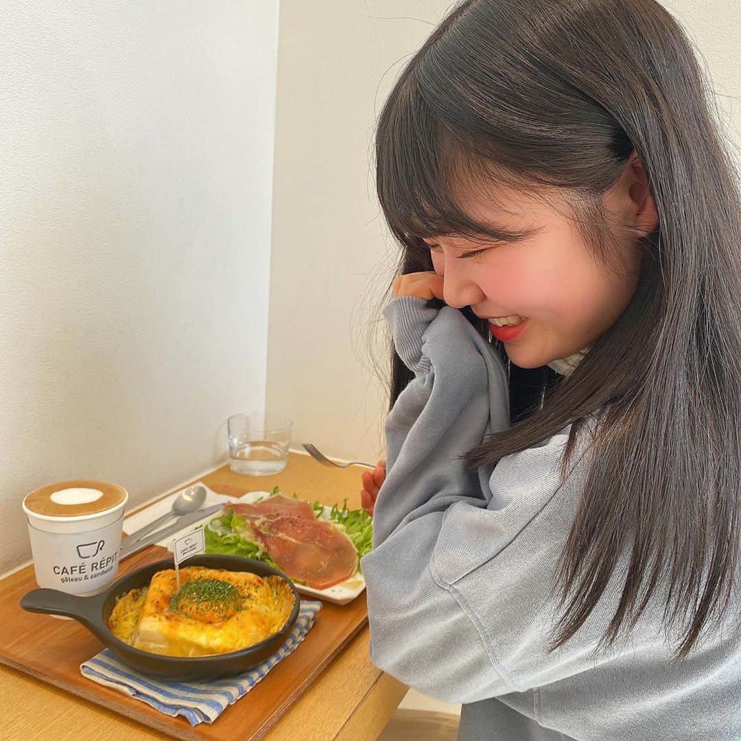 出口結菜のグルメインスタ