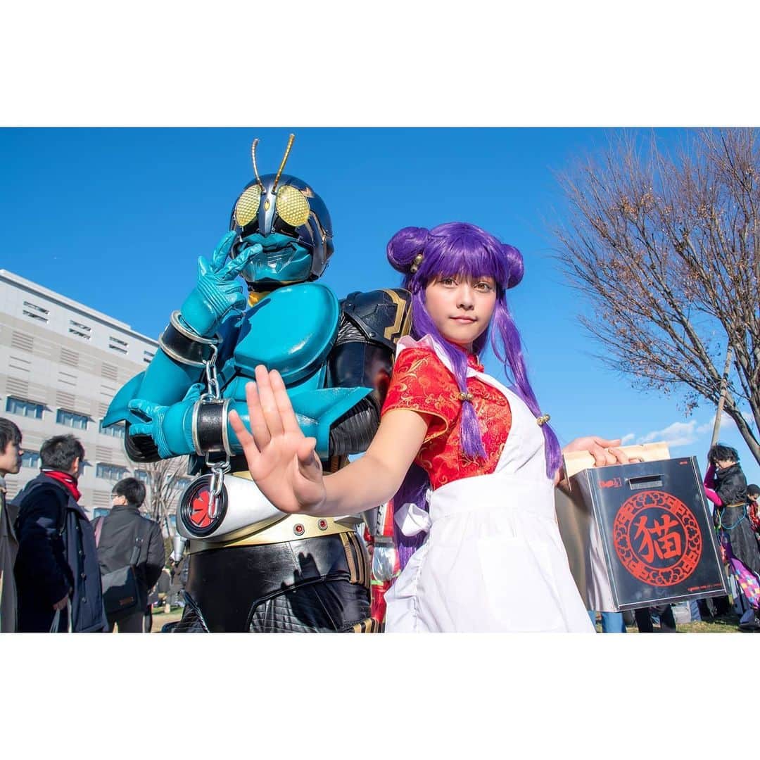 永崎遼のインスタグラム：「Thank you for your time🙏 Makasih yah sudah menonton✨ . KAPIさんの可愛いシャンプーと3号でツーショ😄 体幹バッチリやっぱ格好良い❗さすがリアル格闘家さん👍 . KAPIさんのインスタ必見 👉 @kapi_cos . Very very kawaii shampoo cosplay :) . Check it out 👉 @kapi_cos . Kawaii💕 And so cool.  Because she is a true martial arts champion cosplay‼️ . #らんま½ #らんまコスプレ #シャンプーコスプレ #ranmacosplay #ranmashampoo #shampoocosplay #仮面ライダー3号 #コスプレ #cosplay #cosplayer #kamenrider #kamenridercosplay #kamenridercosplayer #maskedrider #maskedridercosplay #maskedridercosplayer #toku #tokucosplay #tokusatsu #tokusatsucosplay #ガワコス #ミッチー #shampooranma #仮面ライダー #仮面ライダーコスプレ #コミケコスプレ #コミケ #特撮 #特撮コスプレ #特撮好きの人と繋がりたい」