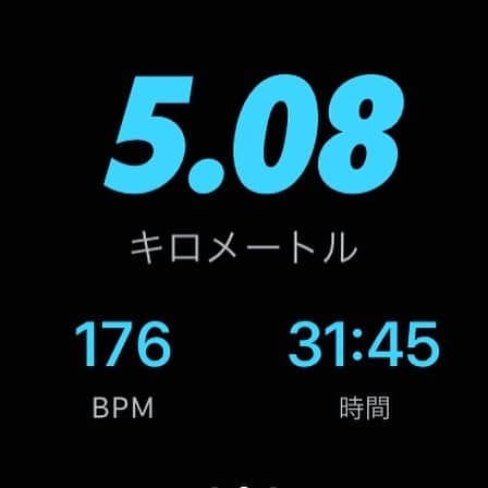 森恵さんのインスタグラム写真 - (森恵Instagram)「ランニングin早朝。 ランナー増えたなぁ！ みんな頑張ってる。  #ランニング #nrc #髪色変えたい」6月3日 8時25分 - morimegumi_official