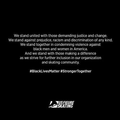 マイケル・パーソンズのインスタグラム：「✊✊🏻✊🏽✊🏿」