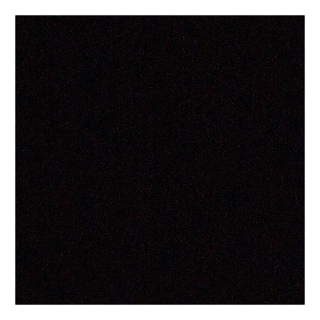 ジュリアナ・パエスさんのインスタグラム写真 - (ジュリアナ・パエスInstagram)「#blackouttuesday ✊🏿#tercafeirapreta」6月3日 0時19分 - julianapaes