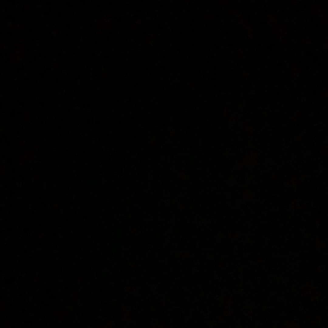 マット・フィリップスのインスタグラム：「🖤 #BlackOutTuesday」