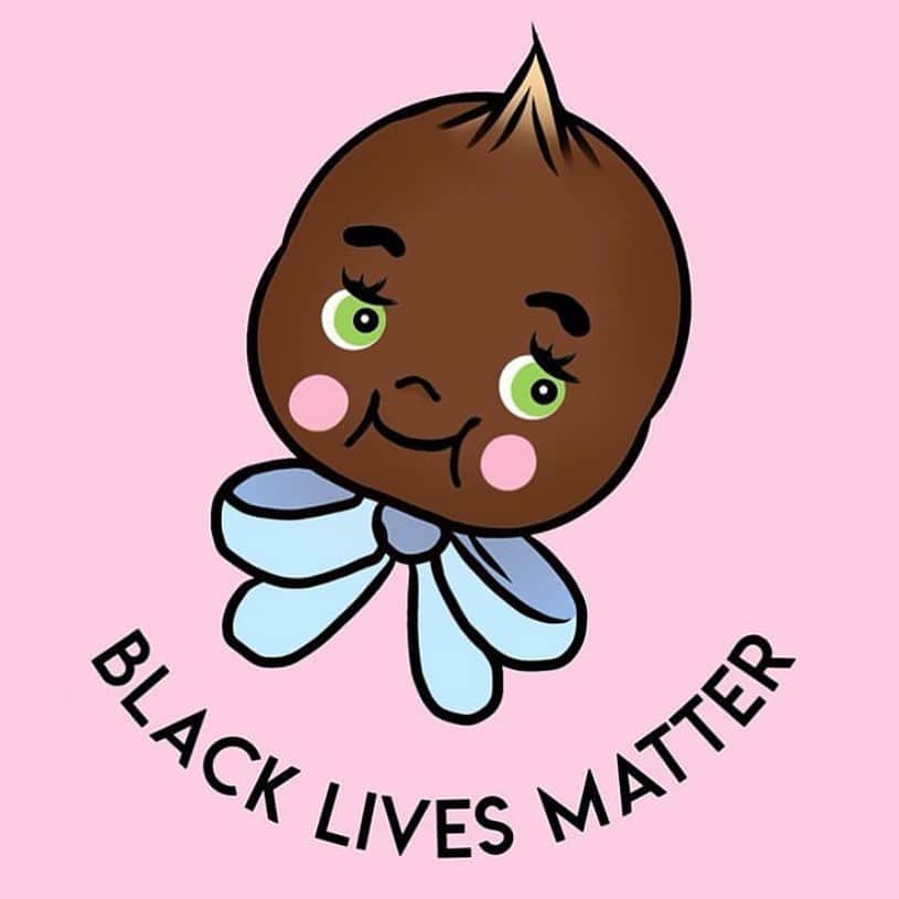 のインスタグラム：「#amplifymelanatedvoices Going to keep posting on my story, information, resources, places to donate, etc. there’s a highlight on my page for it with a “💗” It’s super important that we don’t stay silent right now. It’s super important to keep spreading information and educational tools to help everyone actively join in on amplifying Black voices. Do not post your usual content, only post things that will help raise up the Black community. Do not post a black square with the blm hashtag it will only push helpful information down. Black LGBTQ+ youth please put your Venmo/cash app in the comments and EVERYONE ELSE DONATE DONATE DONATE. 💗💗💗」