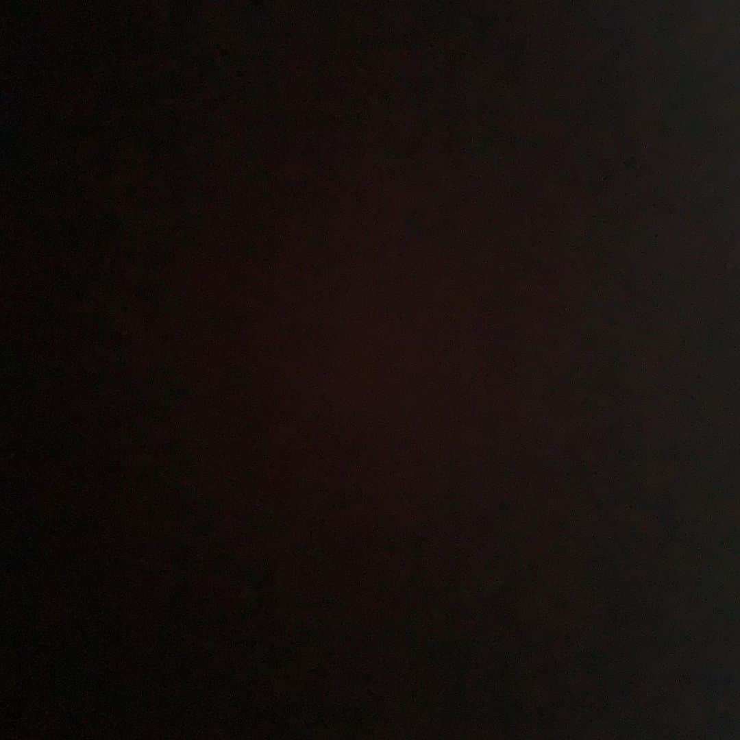 ベイリ・カーギルのインスタグラム：「#blackouttuesday」