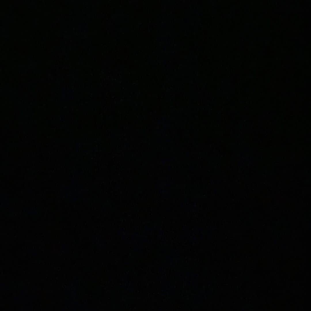 ケイト・ハリソンのインスタグラム：「#BlackoutTuesday #TheShowMustBePaused」