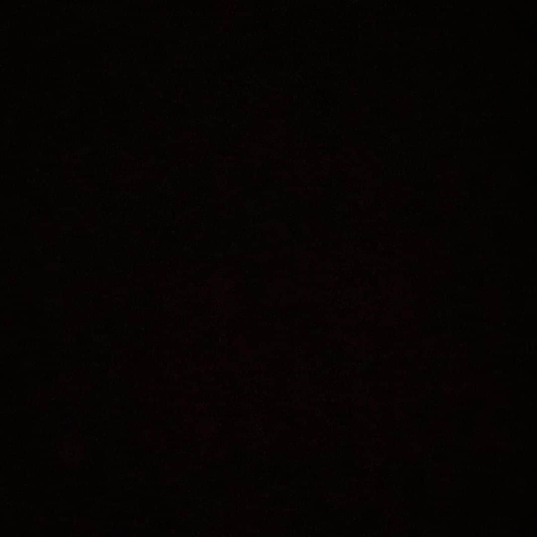 フェルナンド・ベルダスコのインスタグラム：「✊🏻✊🏼✊🏽✊🏾✊🏿 #blackouttuesday 🖤」