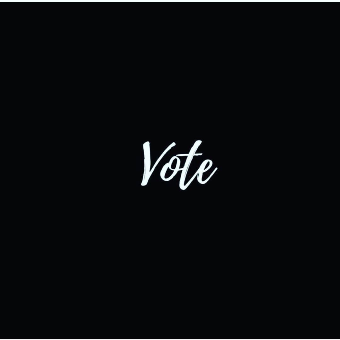のインスタグラム：「VOTE TODAY ✊🏾✨ #Vote 🖤 #Idaho #Indiana #Iowa #Montana #Maryland #NewMexico #pennsylvania #SouthDakota #democrats」