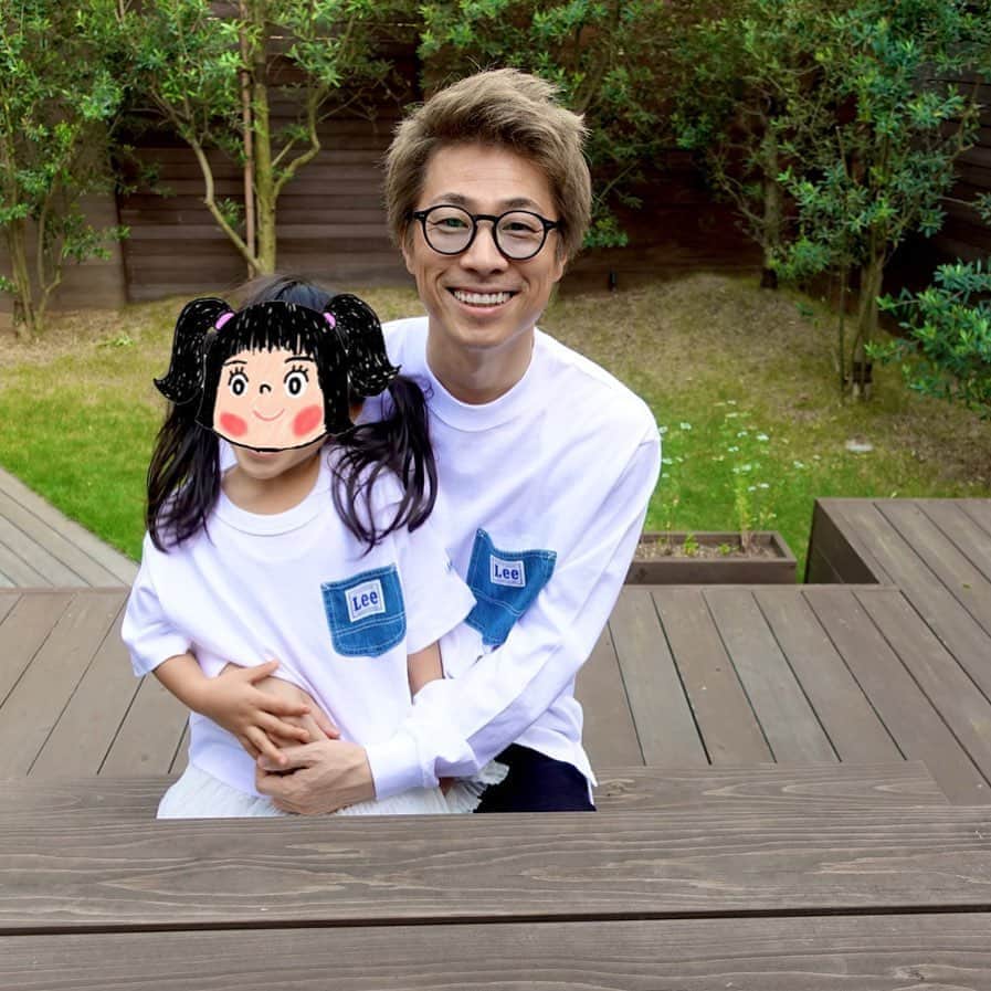 田村淳のインスタグラム：「パパ目線の日記を毎日公開中です。 娘との日常を紹介してます^_^ クローズドなコンテンツにしております。 実験的にトライをしています。有料コンテンツですが、興味のある方は是非登録よろしくお願いします。  この写真は自宅の庭です🏠  こちらです↓ https://followme.app/users/atsushiTOKO  プロフィールからも飛べます。」