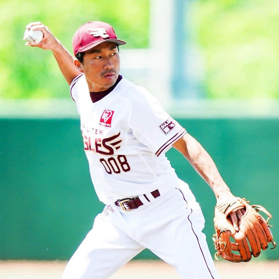 東北楽天ゴールデンイーグルスさんのインスタグラム写真 - (東北楽天ゴールデンイーグルスInstagram)「⚾️ 泉トレーニング特集第2弾✌🏼 MyHEROへ応援メッセージをお願いします‼️ 全ての写真はバイバーとイープレで更新中です✨✨ #rakuteneagles #NOWorNEVERいまこそ #日本一の東北へ  #福山博之  #フェルナンド #吉持亮汰  #近藤弘樹 #写真もイープレで」6月3日 18時07分 - rakuten_eagles