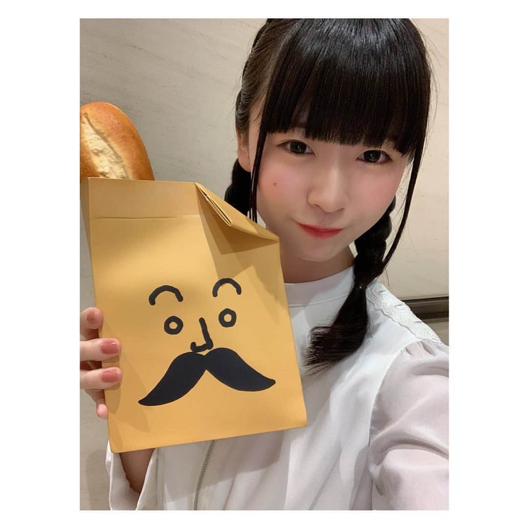 橋本美桜のインスタグラム：「バゲット出演させていただきました！*° マロンくんとレオくんも紹介させていただけてとても嬉しかった🥺 動画は前日に明日よろしくね〜と勝手になでなでしている動画です。(笑)  また呼んでいただけるように日々頑張らねば！！！ #バゲット」