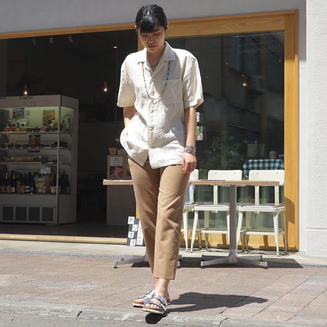 MāWさんのインスタグラム写真 - (MāWInstagram)「. [STYLE] 3rd June 2020. . [PHEENY] Ramie rayon mole open collar shirt. . . [MaW VINTAGE] Multi Long Necklace. . [GREED INTERNATIONAL] Soft Suede Pants. . . [BIRKENSTOCK] Arizona BS. -  #pheeny #greedinternational #birkenstock #maw_vintage #mawsapporo #MāW #ins_online #20ss #sapporo #mawsapporo」6月3日 11時51分 - maw_sapporo