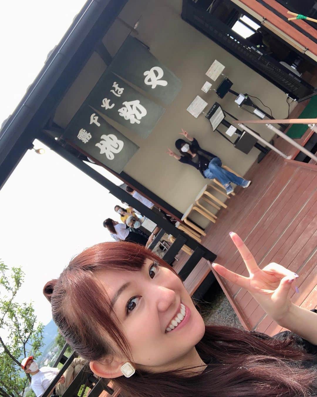 尻無浜冴美のグルメインスタ