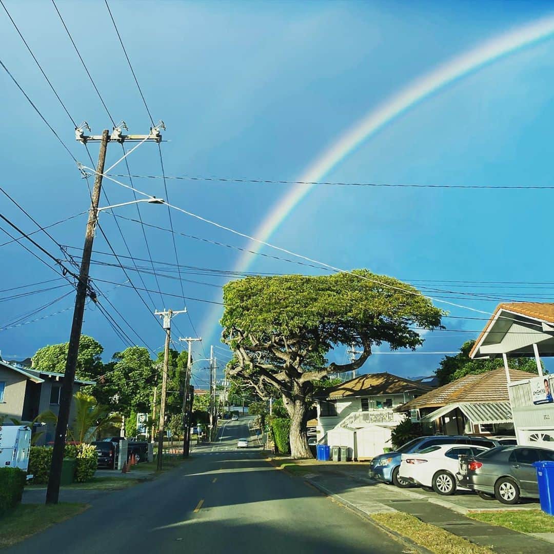 工藤まやさんのインスタグラム写真 - (工藤まやInstagram)「でたでた🌈  #hawaii #ハワイ #rainbow  #prayfortheworld」6月3日 14時22分 - mayahawaii325