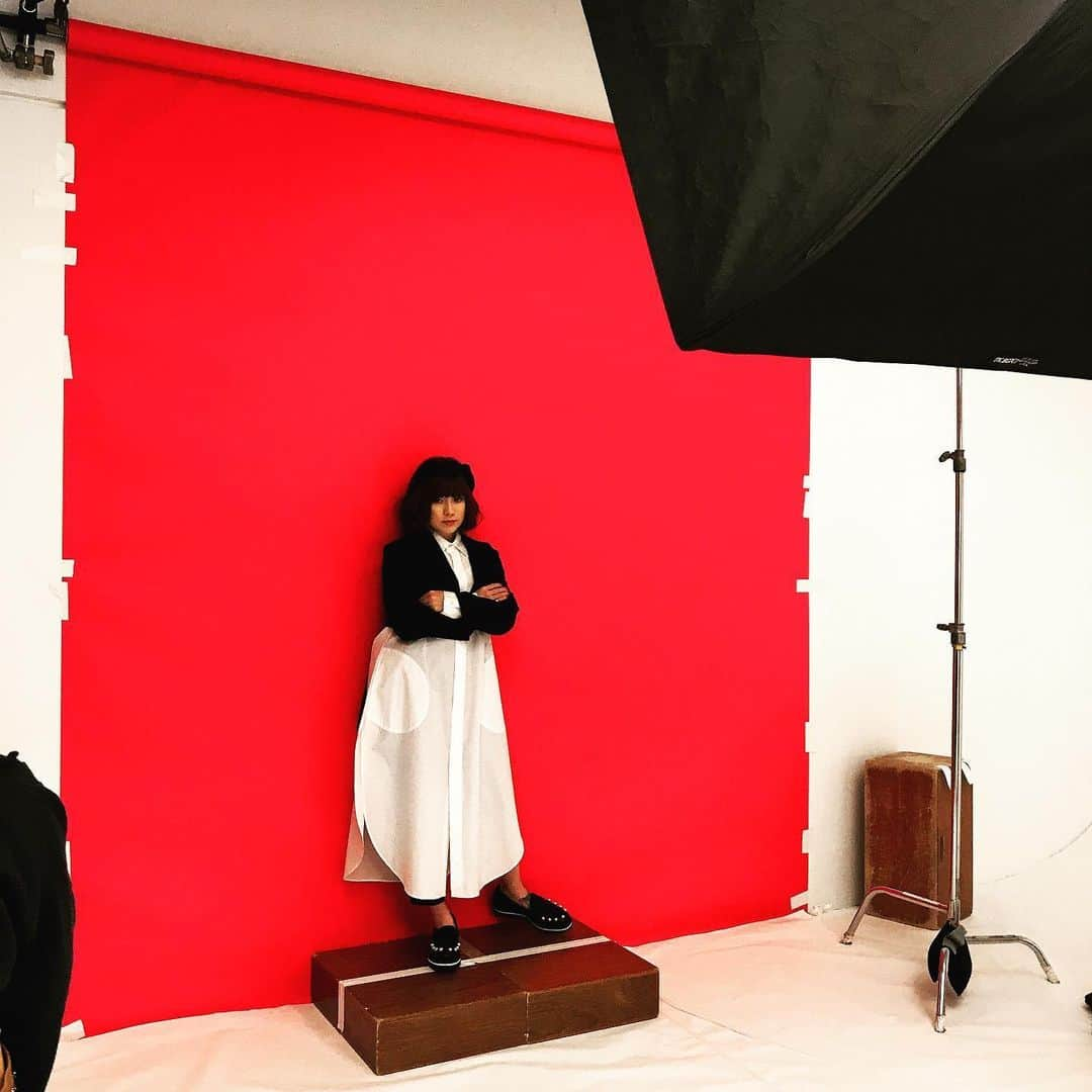 PUFFYさんのインスタグラム写真 - (PUFFYInstagram)「2018.1@都内スタジオ 「テレビでハングル講座」shooting #puffy #puffyamiyumi #パフィー #大貫亜美 #nhk #Eテレ #テレビでハングル講座」6月3日 14時32分 - puffyamiyumi_official