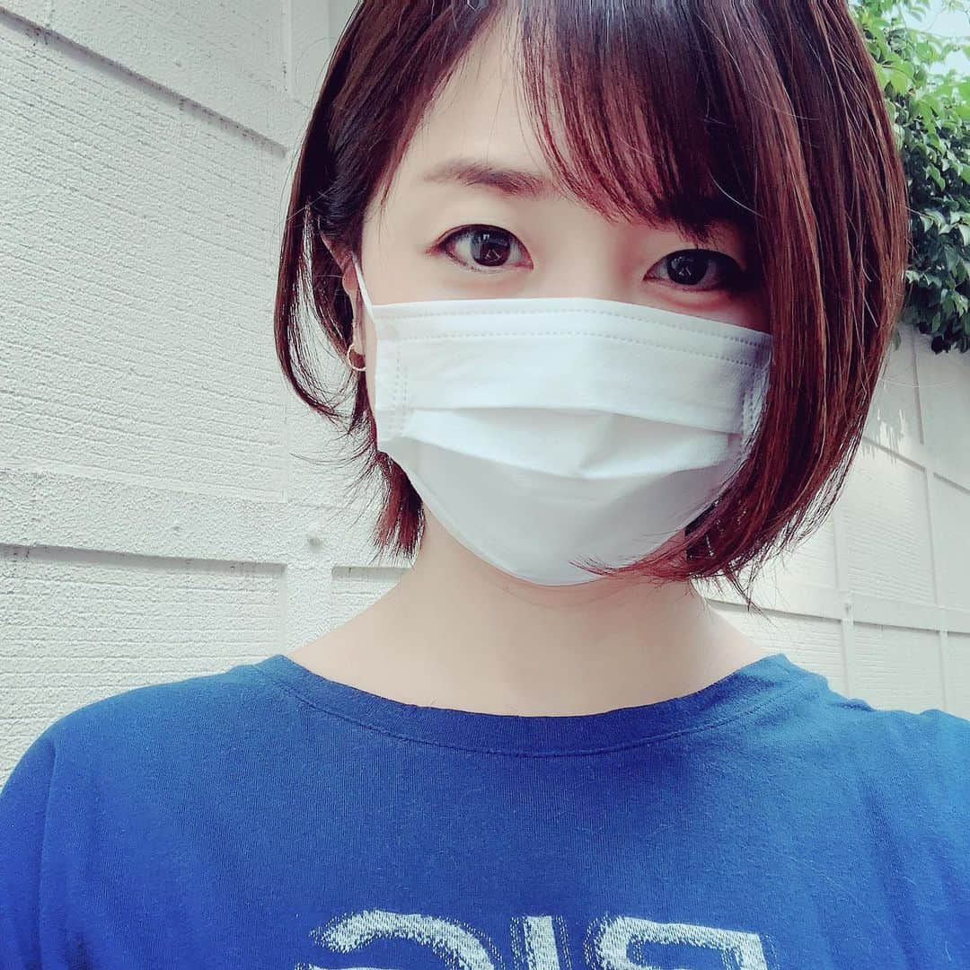星村麻衣のインスタグラム：「久々の美容室！ 久々の前髪！✂️ #haircut  #hairstyle  #薄めバング」