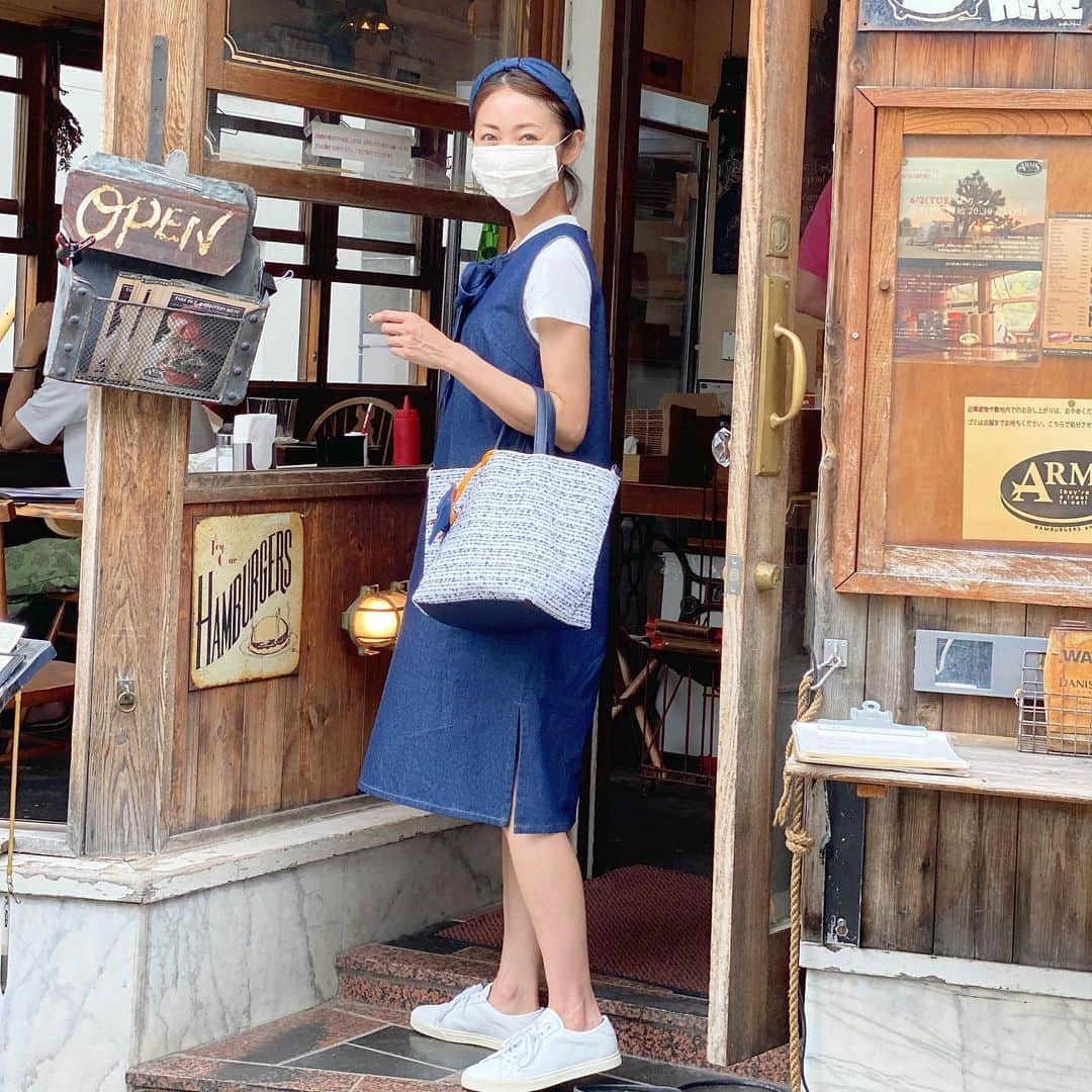 木本泉さんのインスタグラム写真 - (木本泉Instagram)「-﻿ ARMSのハンバーガー🍔﻿ ﻿ ﻿ やっと食べに行けました😋﻿ ﻿ ここのフィレオフィッシュが美味しいんだな👍﻿ ﻿ #代々木公園#ARMS#ハンバーガー」6月3日 16時45分 - izumikimoto