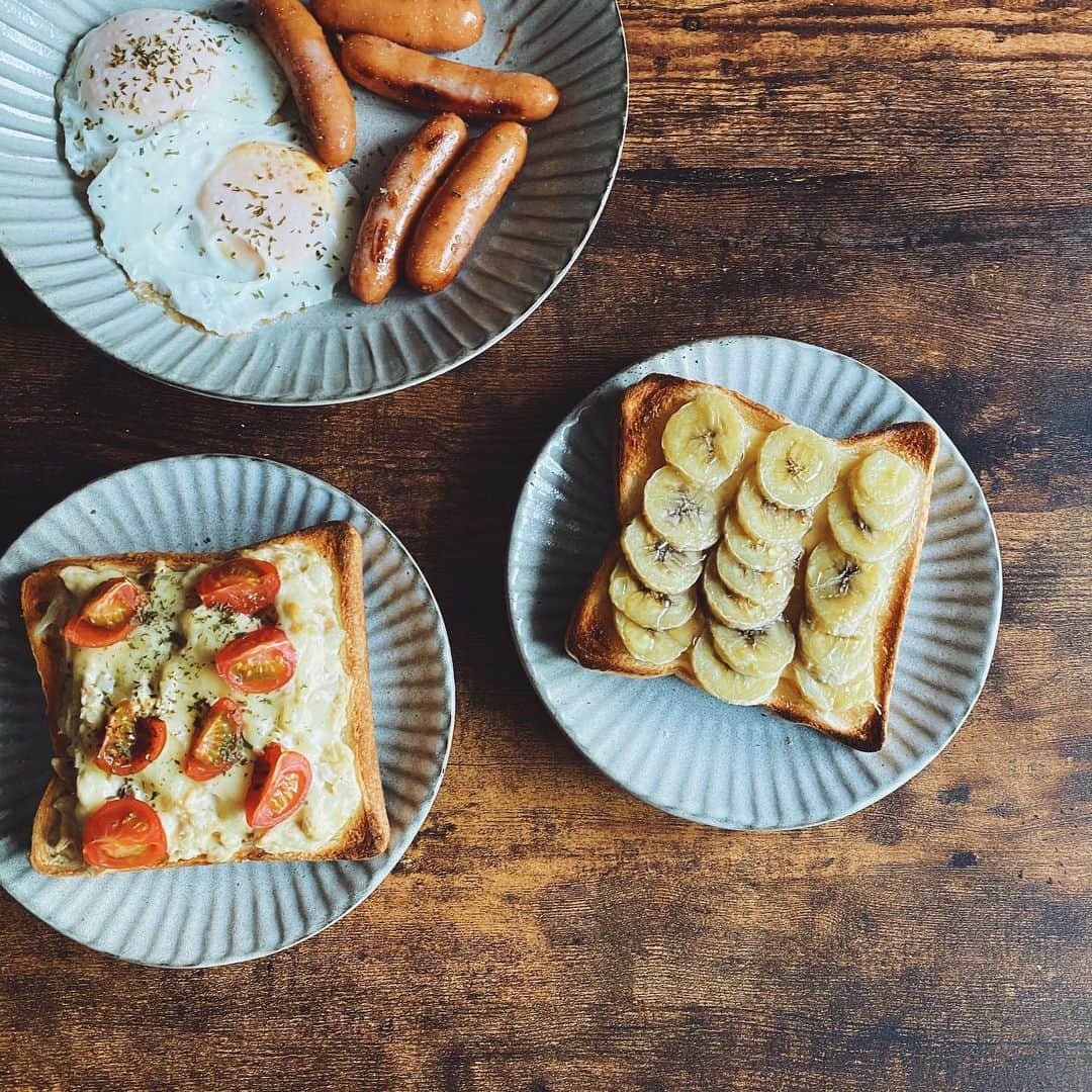 pan.812のインスタグラム：「ㅤㅤㅤㅤㅤㅤㅤㅤㅤㅤㅤㅤㅤ ㅤㅤㅤㅤㅤㅤㅤㅤㅤㅤㅤㅤㅤ 🐟×🧅×🧀×🍅 ㅤㅤㅤㅤㅤㅤㅤㅤㅤㅤㅤㅤㅤ 🍌×🧀×🍯 ㅤㅤㅤㅤㅤㅤㅤㅤㅤㅤㅤㅤㅤ #🍞#🍳#🐖」